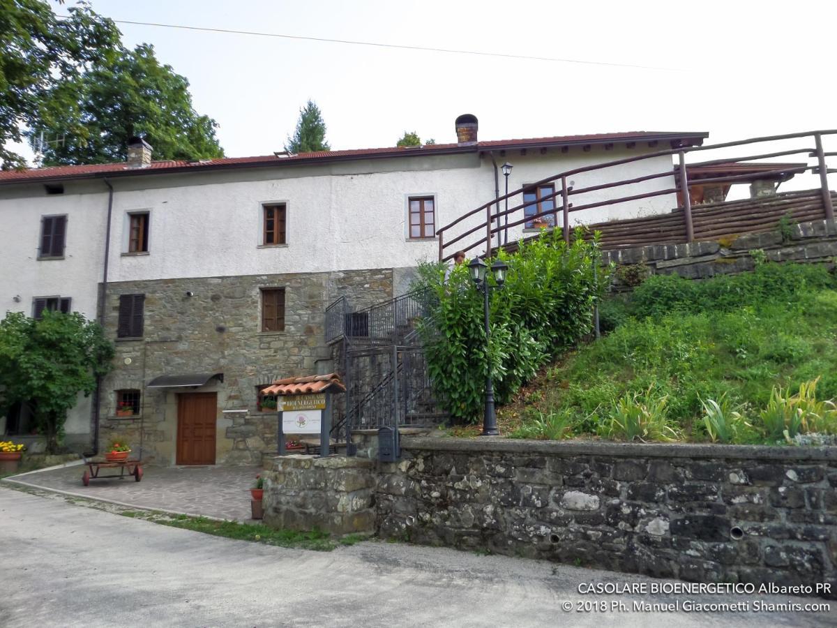 Il Casolare Bioenergetico Bed and Breakfast Albareto  Buitenkant foto