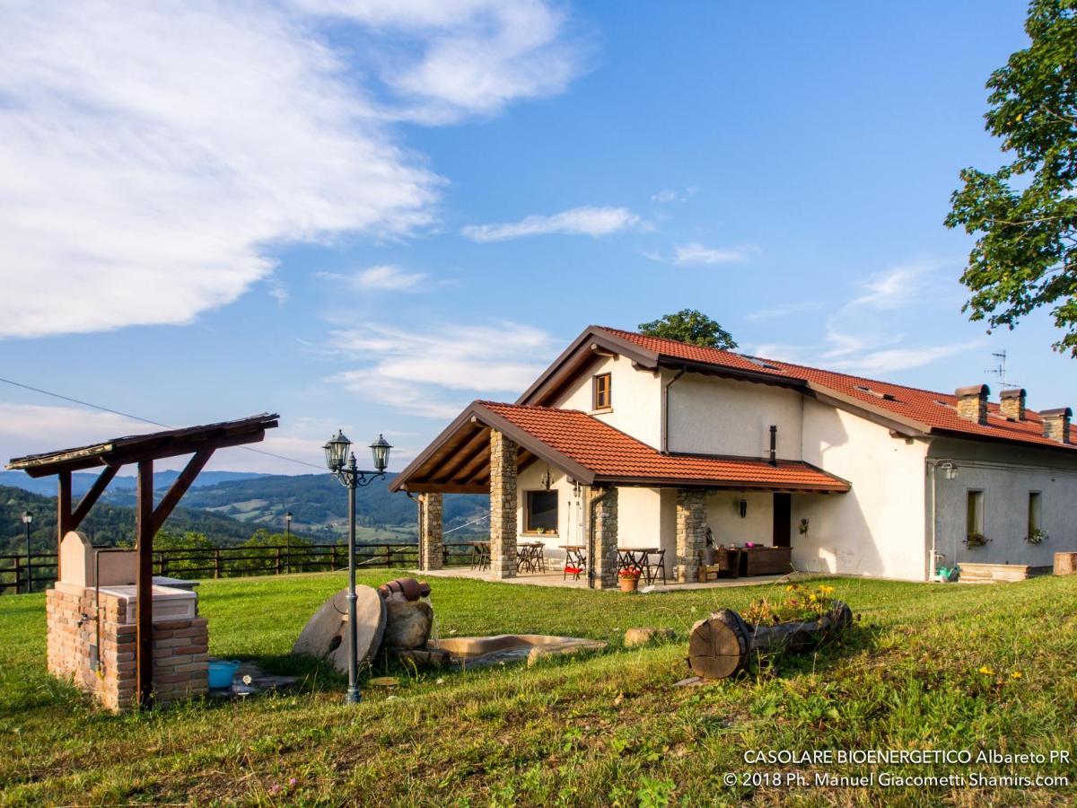 Il Casolare Bioenergetico Bed and Breakfast Albareto  Buitenkant foto