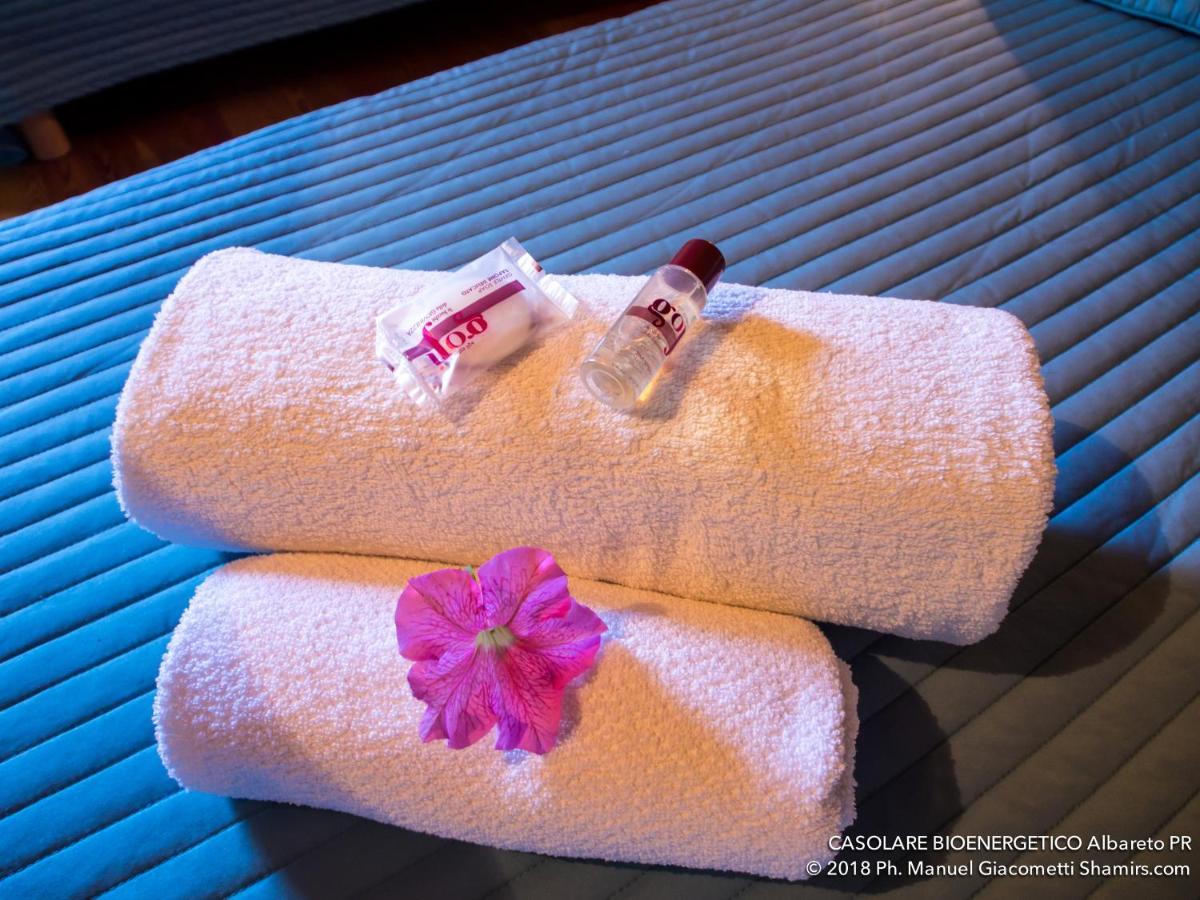 Il Casolare Bioenergetico Bed and Breakfast Albareto  Buitenkant foto