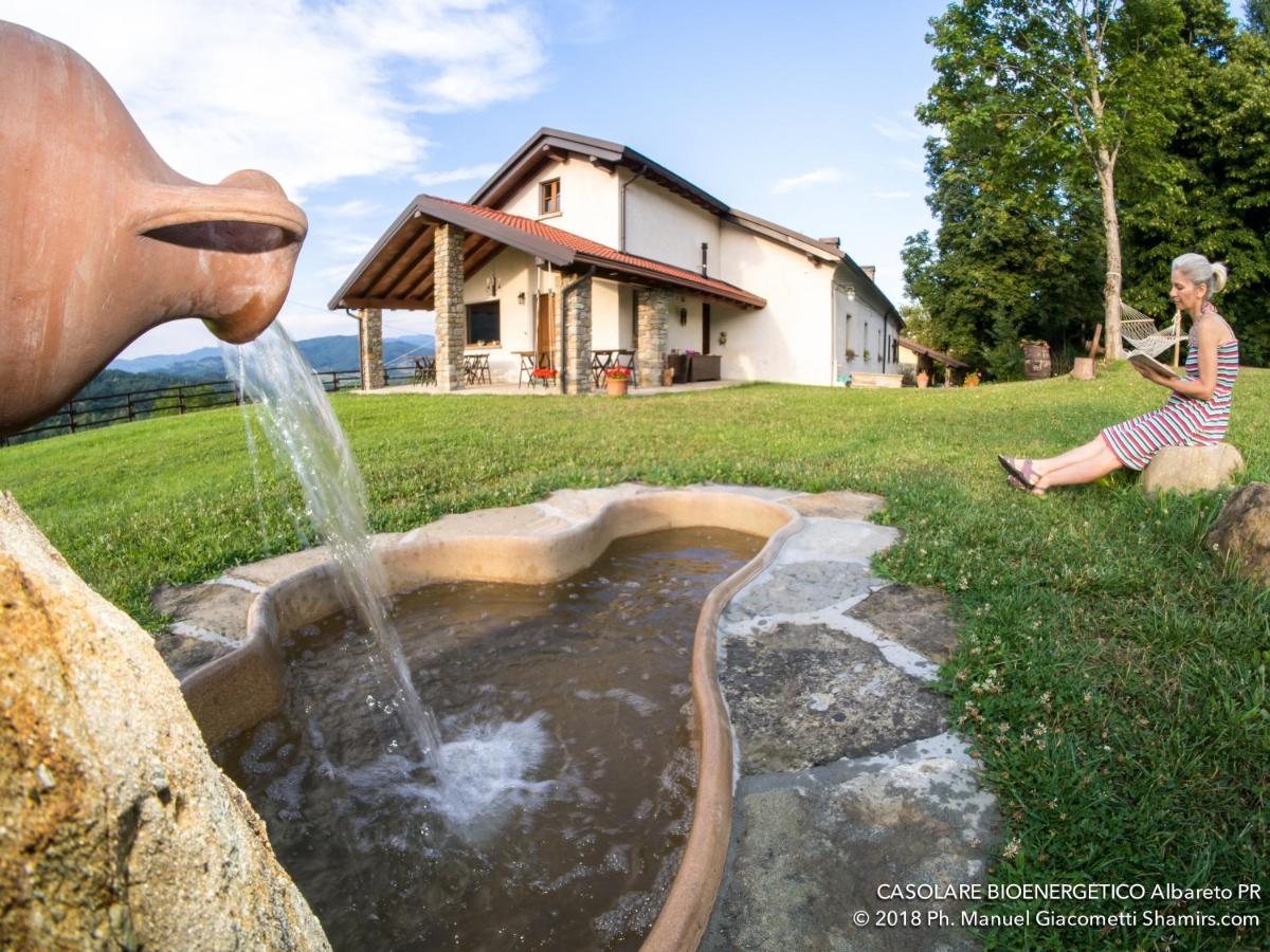 Il Casolare Bioenergetico Bed and Breakfast Albareto  Buitenkant foto