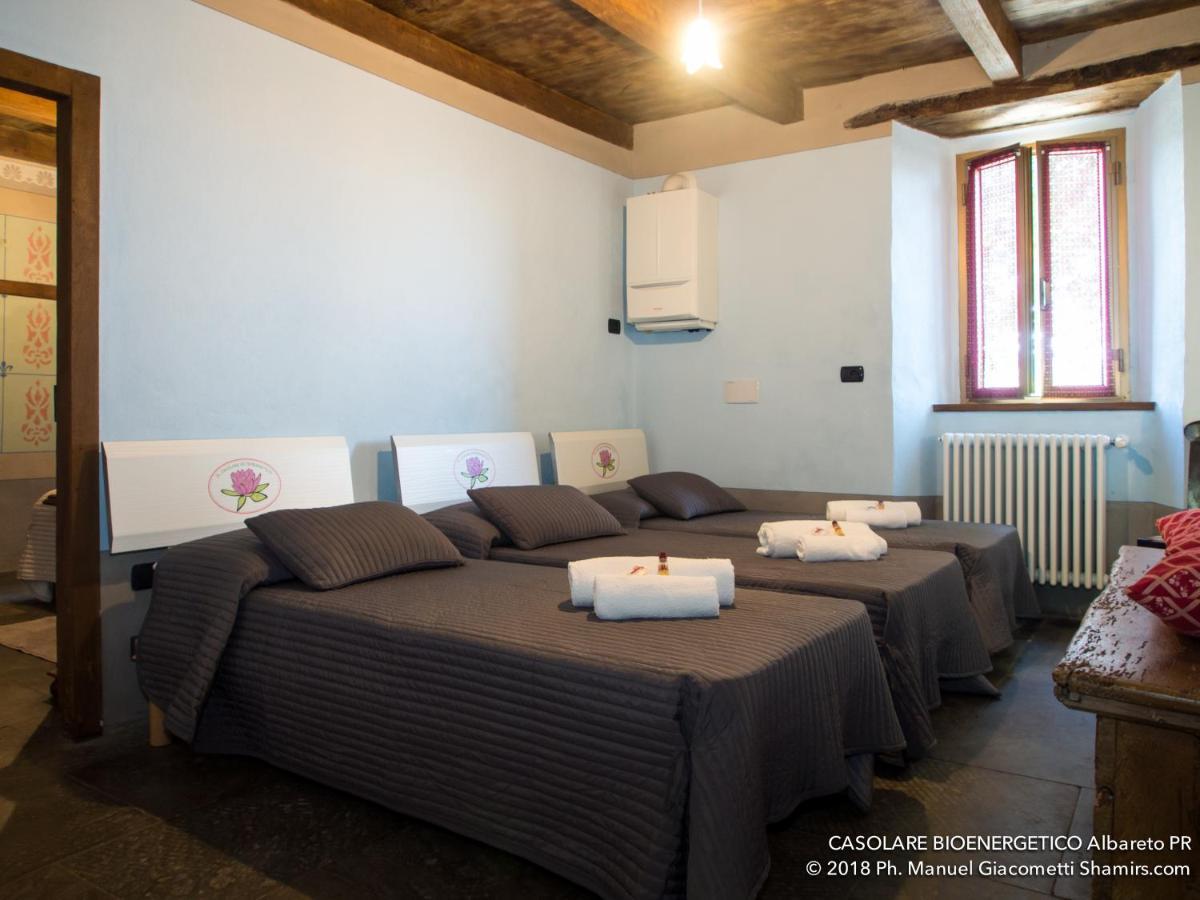 Il Casolare Bioenergetico Bed and Breakfast Albareto  Buitenkant foto