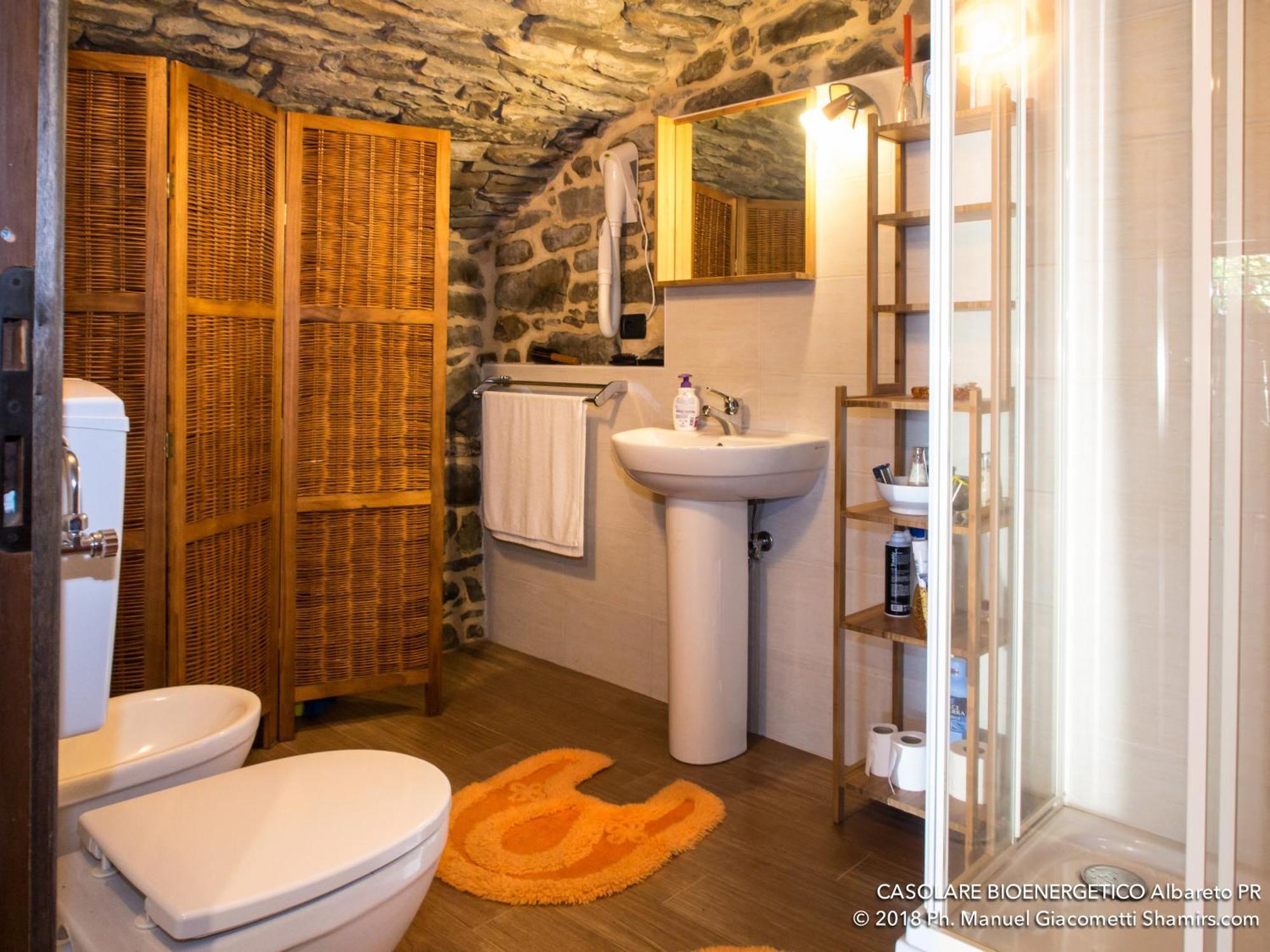 Il Casolare Bioenergetico Bed and Breakfast Albareto  Buitenkant foto