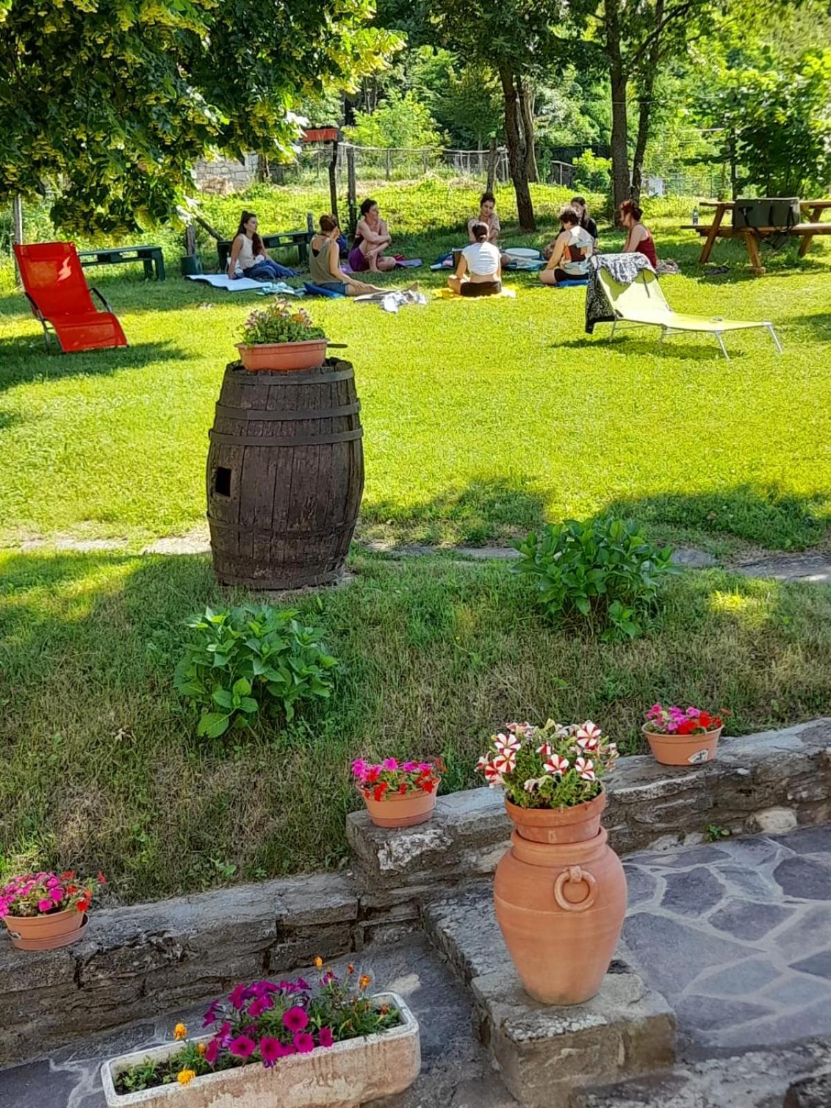 Il Casolare Bioenergetico Bed and Breakfast Albareto  Buitenkant foto
