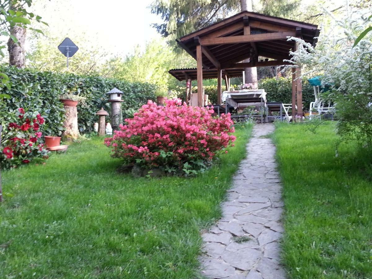 Il Casolare Bioenergetico Bed and Breakfast Albareto  Buitenkant foto