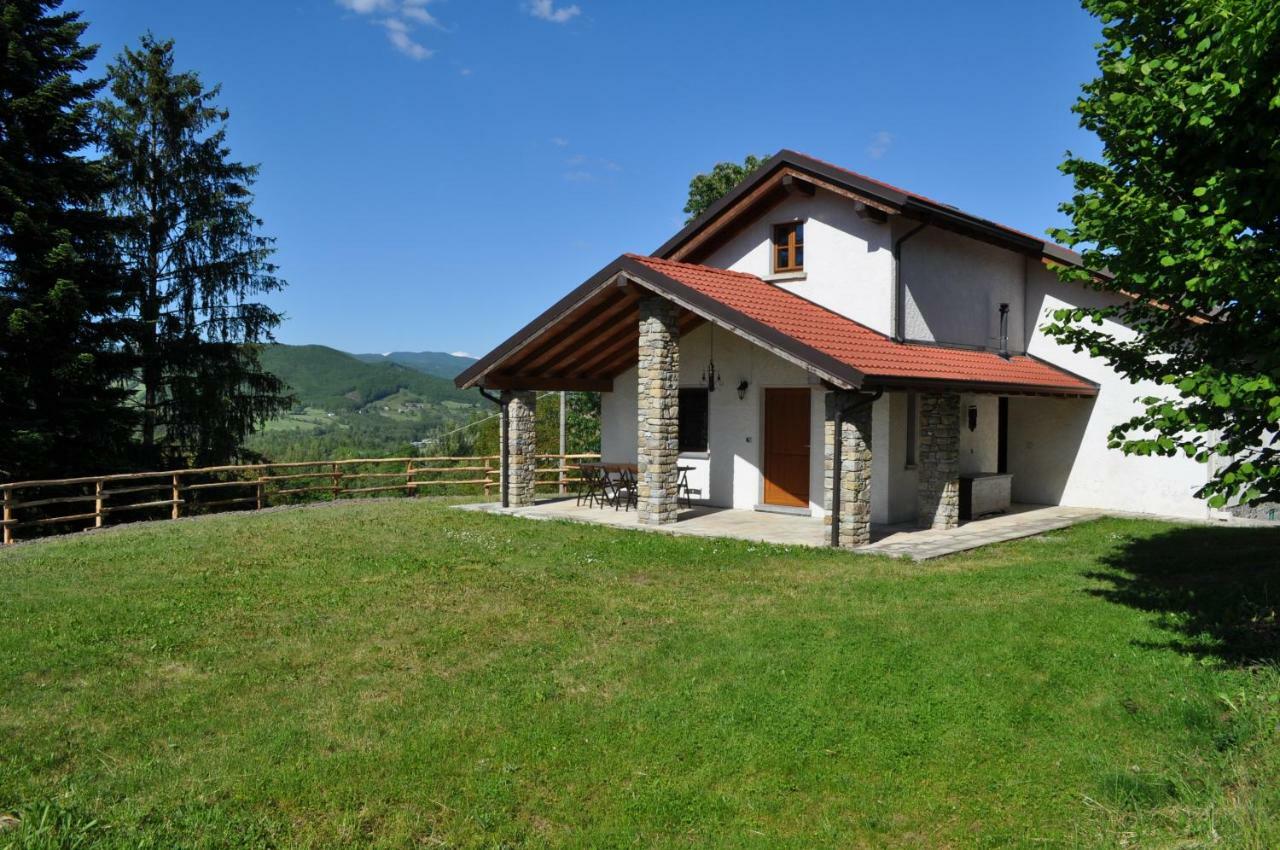 Il Casolare Bioenergetico Bed and Breakfast Albareto  Buitenkant foto